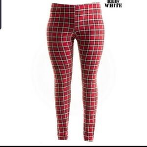 NWT Plus sized Plaid Leggings